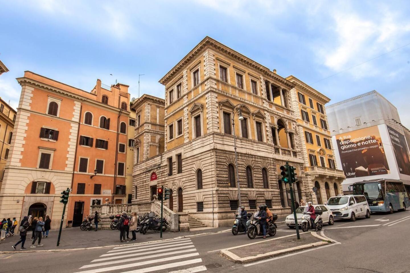 Spacious Flat By Piazza Navona Рим Екстер'єр фото